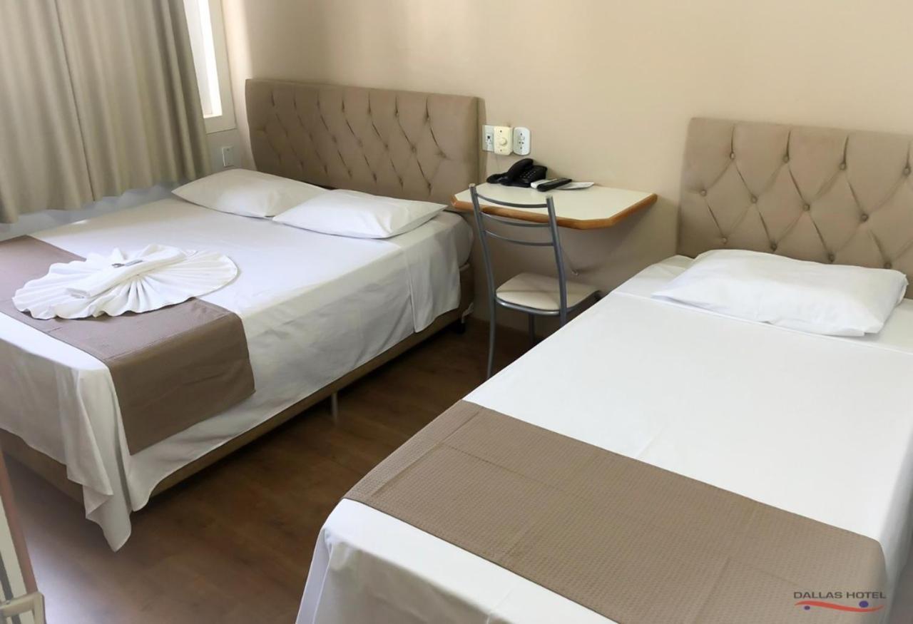 Dallas Hotel Palotina 外观 照片